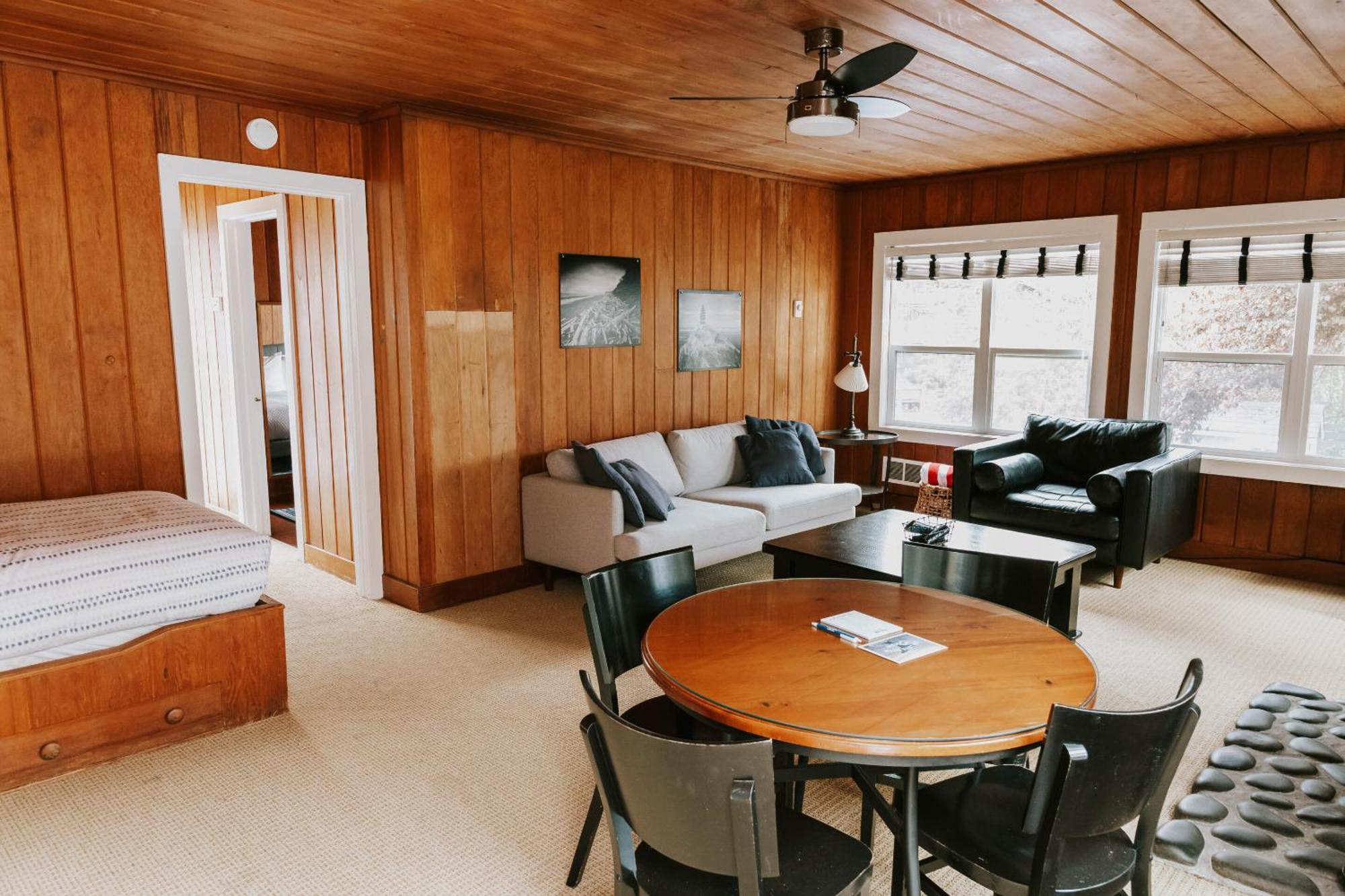 The Inn At Arch Cape Exterior photo