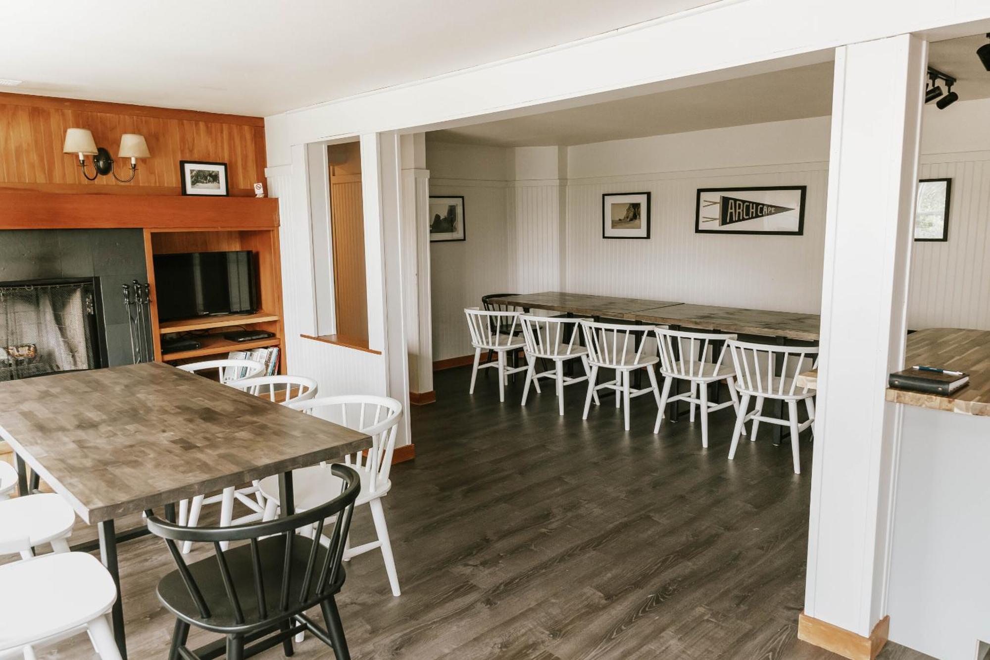 The Inn At Arch Cape Exterior photo