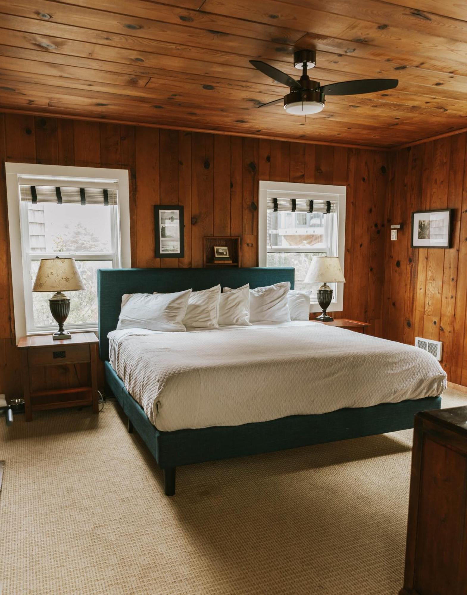 The Inn At Arch Cape Exterior photo