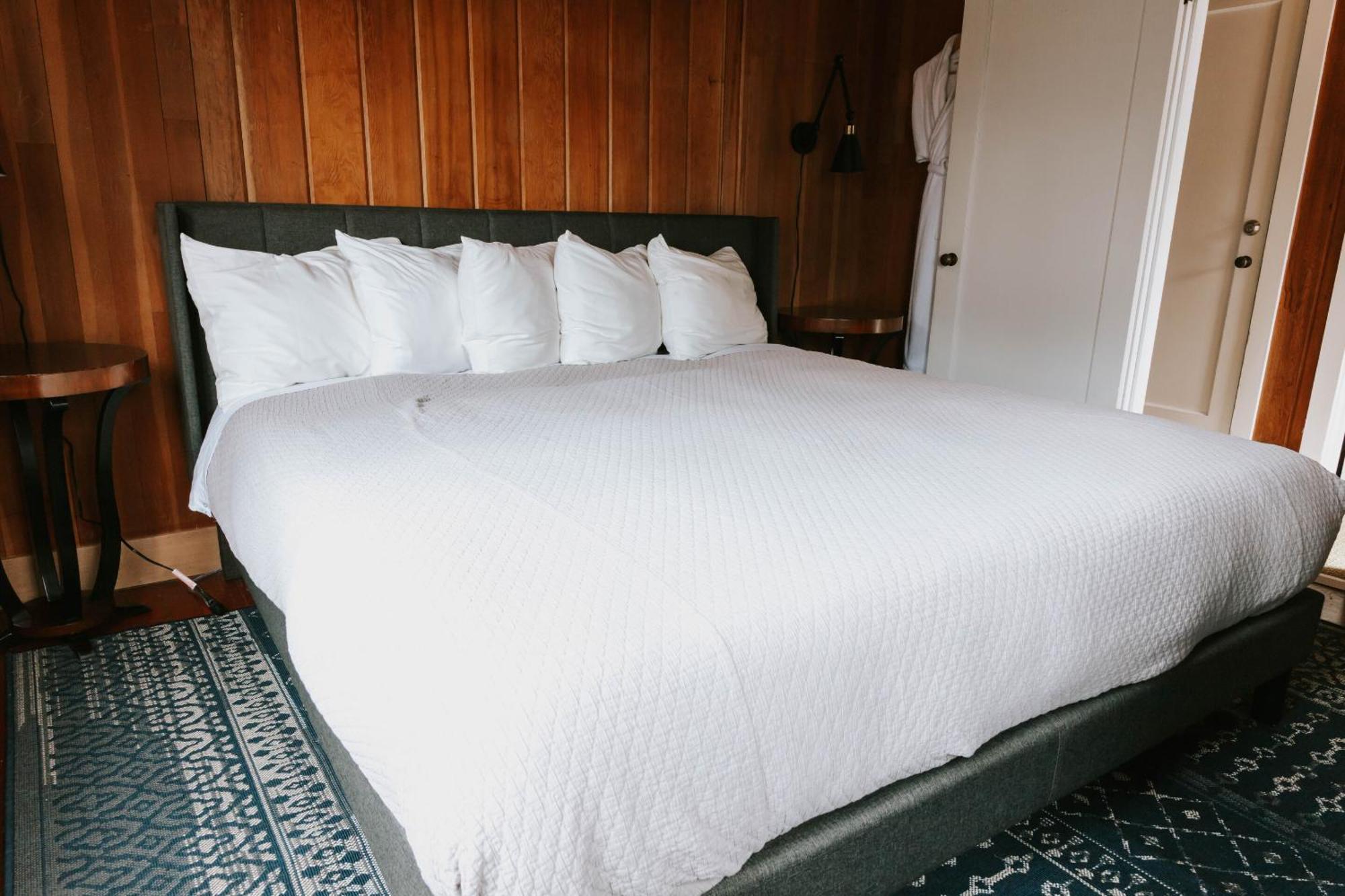 The Inn At Arch Cape Exterior photo